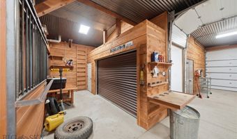 696 Belle Creek Rd, Belgrade, MT 59714