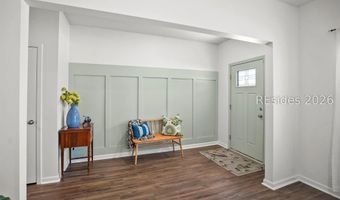 25 Chinquapin St, Beaufort, SC 29906