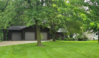 2145 Kenneth Dr, Albert Lea, MN 56007