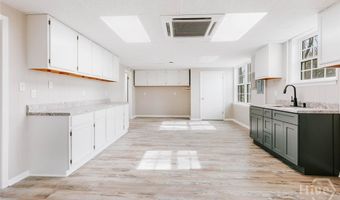 674 Yancey Rd, Arnoldsville, GA 30619