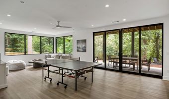2460 Howell Mill Rd NW, Atlanta, GA 30318