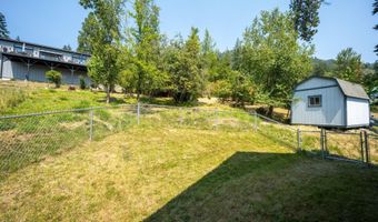 17617 E North Shore Ln, Bayview, ID 83803