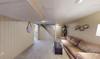826 Minnie Maddern St, Albert Lea, MN 56007