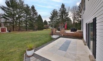 5 DETWEILER Ln, Ambler, PA 19002