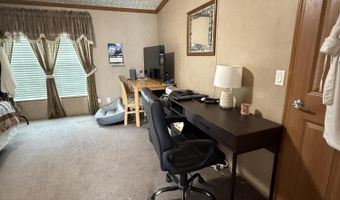 1978 Oloff Smith Rd, Allardt, TN 38504