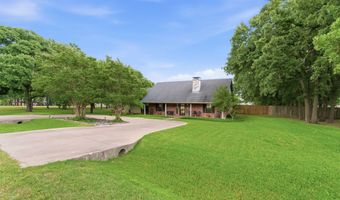 7512 Woodland Dr, Alvarado, TX 76009