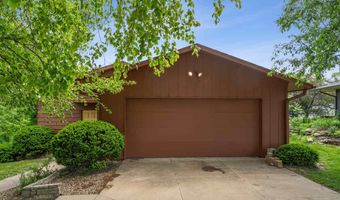 2453 Kilimanjaro Dr NE, Cedar Rapids, IA 52402