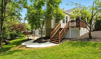 730 Mark Wesley Ln, Ballwin, MO 63021
