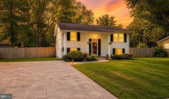 8014 KIDD St, Alexandria, VA 22309