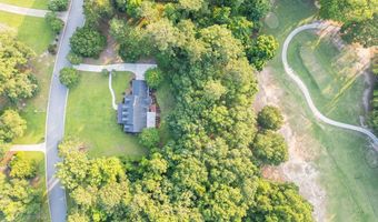 1403 River Pointe Dr, Albany, GA 31701