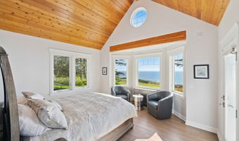 88248 TOKYO Ln, Bandon, OR 97411