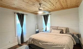 747 English Ave, Austin, IN 47102