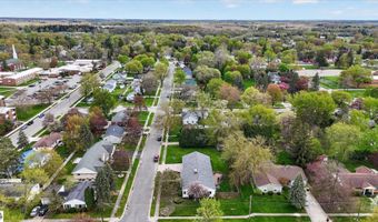 535 Yale Ave, Alma, MI 48801