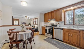 8 Heald Rd, Acton, MA 01720