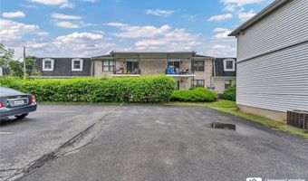 304 Joe Mccarthy Dr Dr 7, Amherst, NY 14428