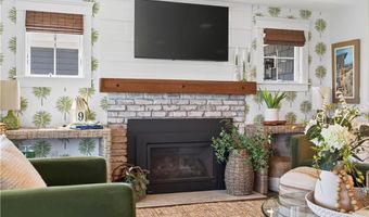 9 Dudley Dr, Narragansett, RI 02882