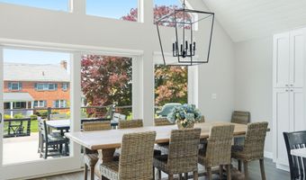 4 Cross Rd, Bourne, MA 02532