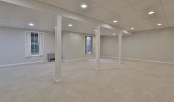 14 Ames Rd, Brookline, NH 03033