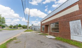 945 Pine Ave, Albany, GA 31701