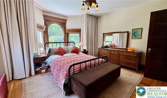 1527 W Turner St, Allentown, PA 18102