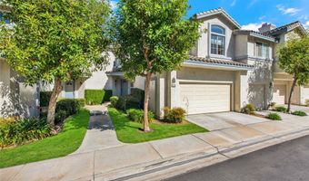 7879 E Viewrim Dr, Anaheim, CA 92808