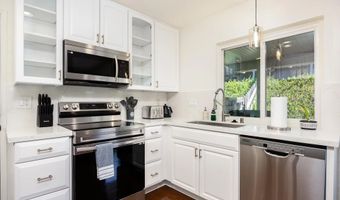 6809 Lipmann St, San Diego, CA 92122