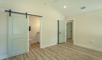 200 13th St, Apalachicola, FL 32320