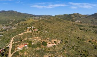 9060 Yucca Hills Rd, Agua Dulce, CA 91390