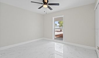 1024 SPINDLE PALM Way, Apollo Beach, FL 33572