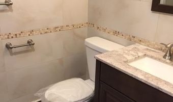 28 Irongate Ln, Aberdeen, NJ 07747