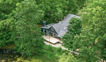 1372 Cramton Ave NE, Ada, MI 49301