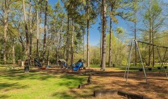 1921 Walthall Dr NW, Atlanta, GA 30318