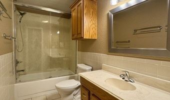 3810 N Rainbow Farm Rd, Bentonville, AR 72713