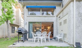 5704 Skyview Way E, Agoura Hills, CA 91301