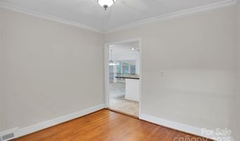 1212 Burtonwood Cir, Charlotte, NC 28212