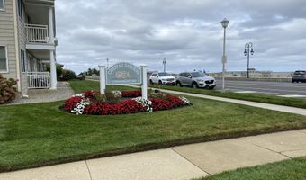 205 Ocean Ave 27, Belmar, NJ 07719