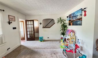2016 13th St SW, Akron, OH 44314