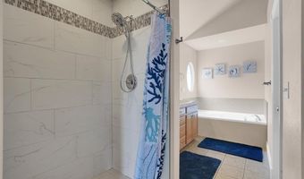 1204 Sheryl Ln, Altus, OK 73521