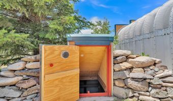 51 Atalaya Rd, Arroyo Hondo, NM 87513