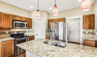 302 31st St SW, Altoona, IA 50009