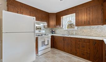 25 Delmar Dr, Bristol, CT 06010