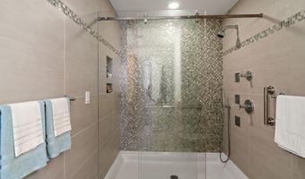 17 Chapel St Apt 402, Albany, NY 12210