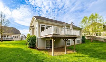 19 Cherry Hills Cir 19, Bloomfield, CT 06002