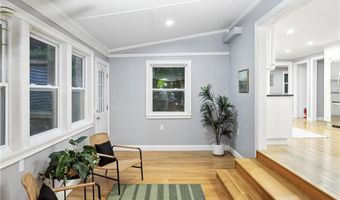 123 Stone Gate Dr, North Kingstown, RI 02852