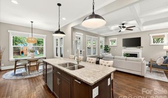 1624 Brook Rd, Charlotte, NC 28205