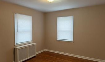 128 Pleasant Ave, Bergenfield, NJ 07621