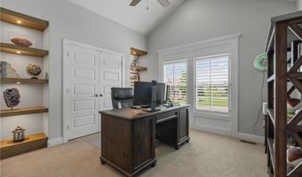 4313 Lakeview Ter, Basehor, KS 66007
