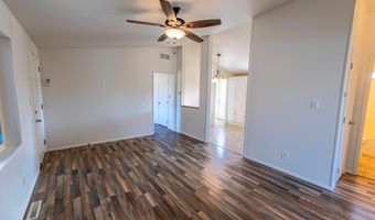 5521 Mary Gold Ln, Anderson, CA 96007