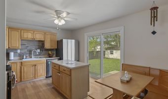102 McConkey Ave, Barboursville, WV 25504