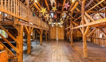 32 Maple St, Andover, NH 03216